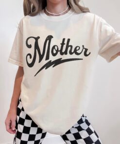 trendy graphic mom shirt for women edgy mama tee cute oversized t shirt for stay at home moms badass motherhood apparel j0h6h