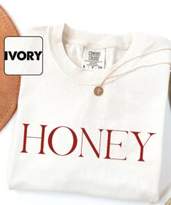 trendy honey t shirt for moms cute women tee grandma outfit pregnancy announcement mothers day shirt pze4l