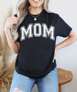 trendy mama shirt for mom life birthday gift funny mom t shirt comfort colors mothers day gift best mom shirt dywq4