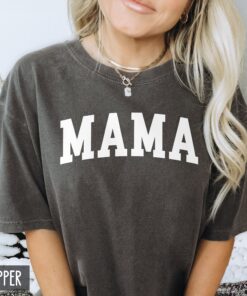 trendy mama shirt for mothers day funny mom shirt personalized gift for mom birthday vintage style tee yazme