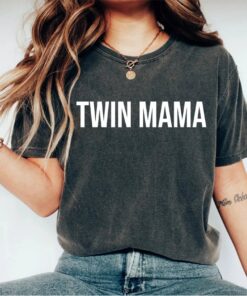 twin mom shirt for mothers of twins cute twin mama t shirt best mom of twins gift for new moms with daughter or son tzb2z