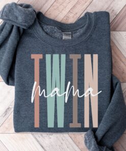 twin mom sweatshirt for mothers of twins cute twin mama shirt pregnancy announcement gift for twin baby shower b8x3f