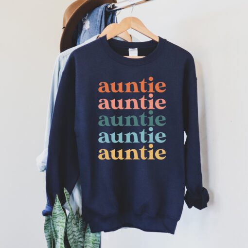 vintage auntie sweatshirt best aunt hoodie cute aunt crewneck gift for aunts unique style comfortable fit