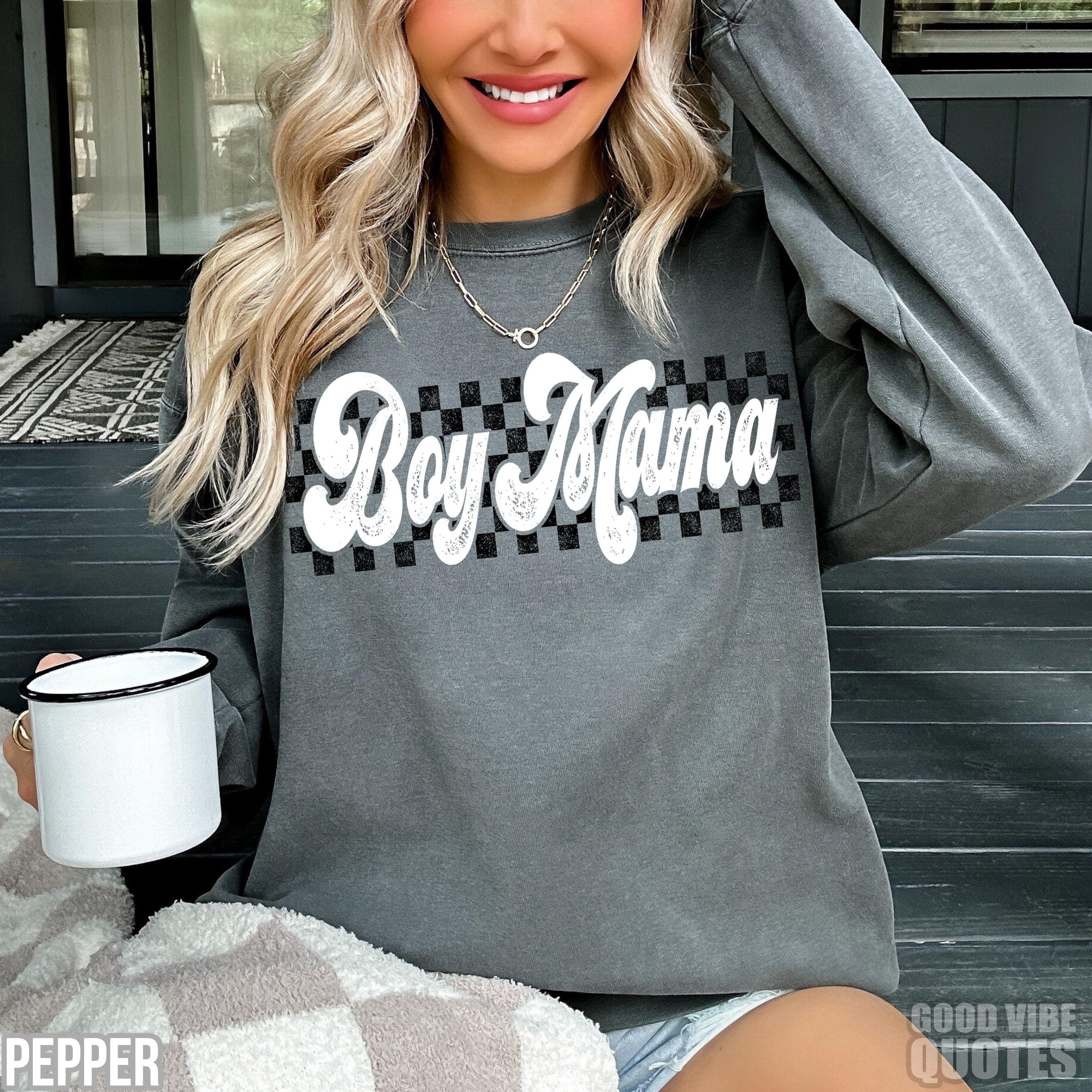 vintage boy mama sweatshirt in checkered design retro motherhood sweater for moms stylish and comfortable everyday wear wjzp8