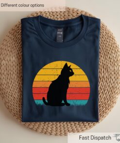 vintage cat mom shirt with retro sunset design cute cat lover tee for cat owners and gifts for cat moms and dads qig82