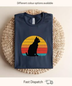 vintage cat mom shirt with retro sunset design cute cat lover tee for cat owners and gifts for cat moms dgrc5