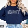 vintage grammy sweatshirt for new grandma cute mothers day gift and birthday gift retro style hoodie for new baby announcement fwsdl