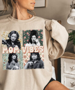 vintage mom vibes sweatshirt 90s mom life shirt funny mothers day gift for moms trendy mama apparel ossjo