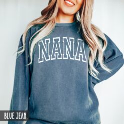 vintage nana sweatshirt for mothers day birthday gift new nana crewneck retro style perfect for new baby announcement axxfi