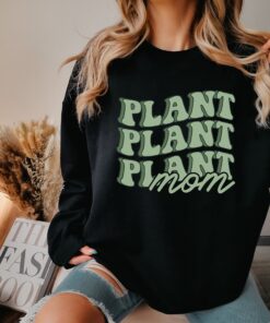 vintage plant mom shirt for gardening enthusiasts cute plant lover t shirt gift for mothers day or plant mama qcgoz