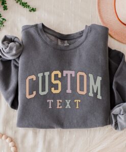 vintage style custom sweatshirt personalized crewneck for matching outfits cute custom shirts for women and men 31nsn