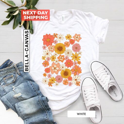 vintage wildflower floral shirt for mom retro botanical tee unique gift for mothers day and christmas 91dvo
