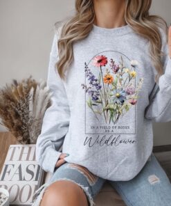 vintage wildflowers botanical sweatshirt for plant lovers and nature lovers ideal gift for mom and flower enthusiasts 7dqyl