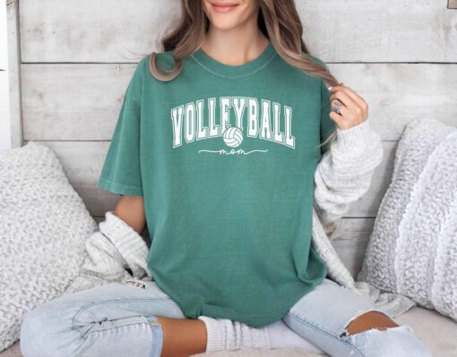 volleyball mom shirt funny volleyball t shirt comfortable game day sports tee best mom shirts for volleyball lovers krpd5