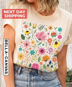 wildflower floral t shirt for women best friend gift mothers day shirt cute flower tee for spring and summer fashion qgweg