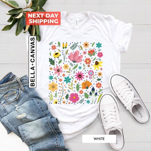 wildflower floral t shirt for women best friend gift mothers day shirt cute flower tee for spring and summer fashion wteyz