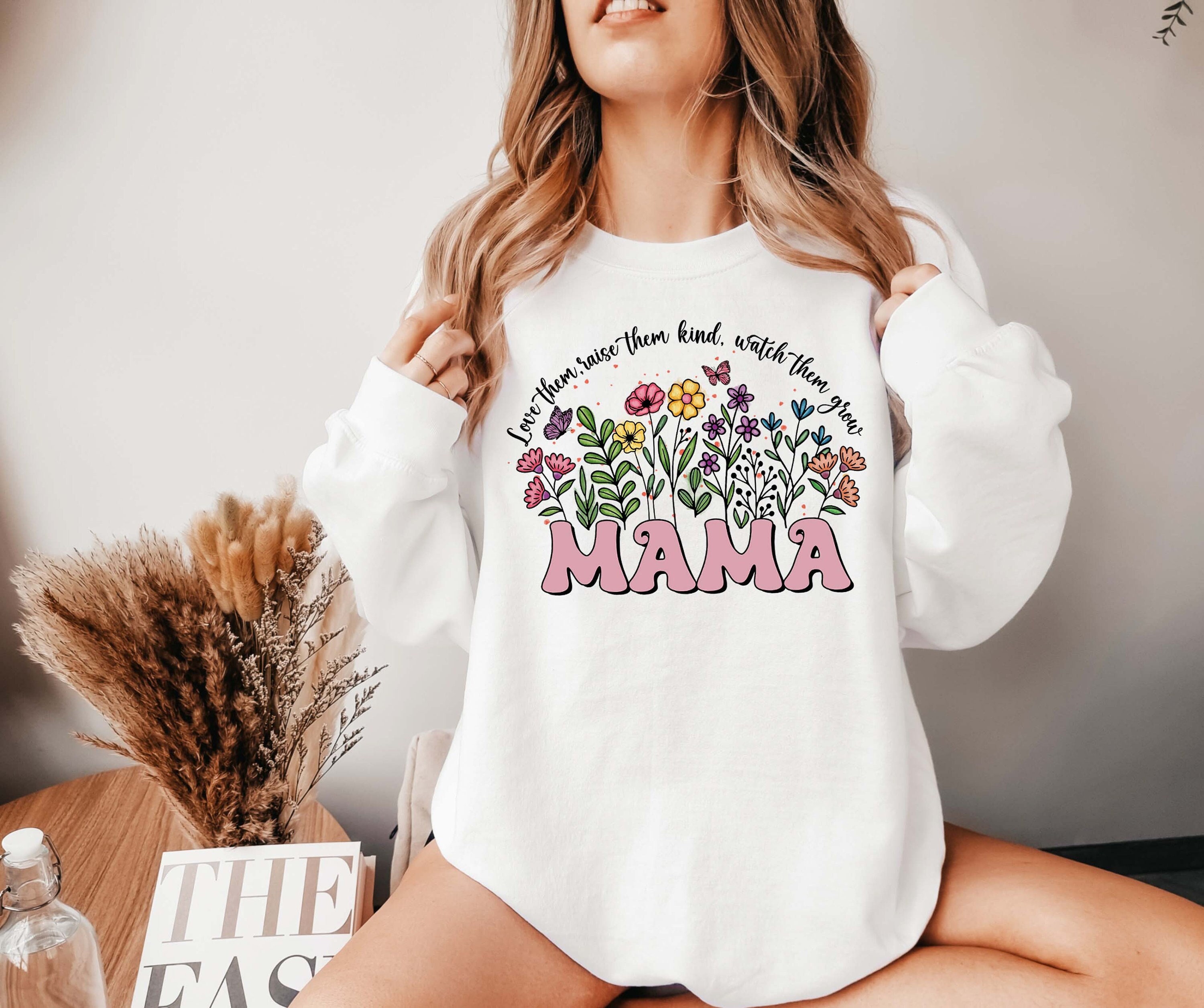 wildflower mama retro sweatshirt for moms love them raise them kind gardening gift plant lover tee p15wm scaled