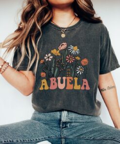 wildflowers abuela shirt for new grandmas funny pregnancy reveal tee comfort colors t shirt c3wam