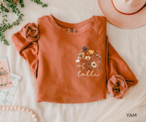 wildflowers crewneck sweatshirt for grandma best mom ever shirt mothers day gift cute birthday sweater 6fnfs
