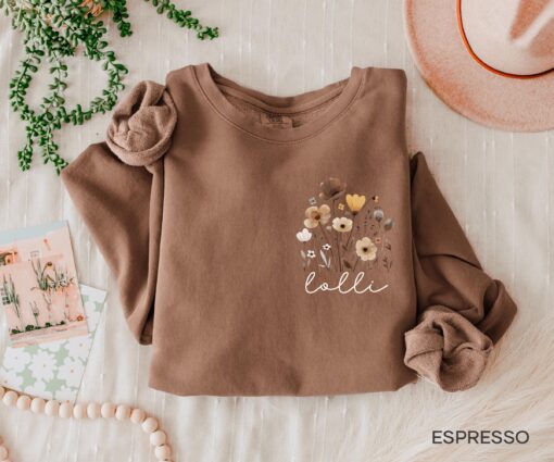 wildflowers crewneck sweatshirt for grandma best mom ever shirt mothers day gift cute birthday sweater bv2uk