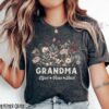 wildflowers grandma shirt est 2024 cute grandma t shirt for new grandmother pregnancy announcement floral design dl23f