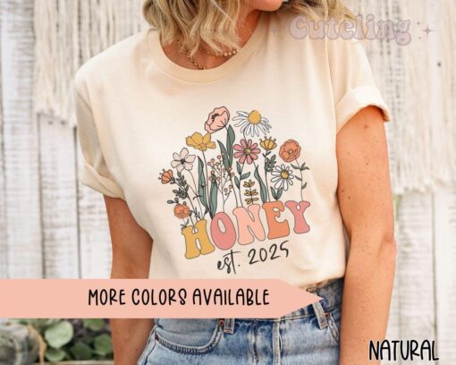 wildflowers grandma shirt honey est 2025 new grandmother pregnancy announcement nana gift baby reveal shirt uts5a