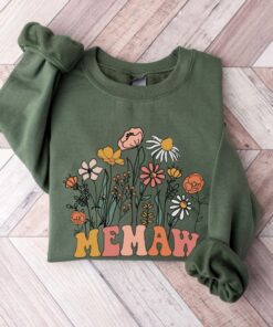 wildflowers grandma sweatshirt for new grandmother est 2023 pregnancy announcement nana baby reveal gift bdghh