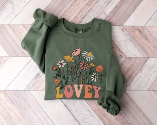 wildflowers grandma sweatshirt for new grandmother established 2023 pregnancy announcement gift for nana and mimi 2lgnb