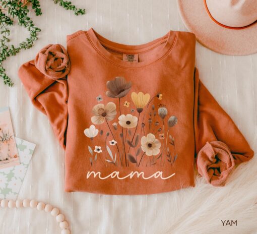 wildflowers mama sweatshirt for new mom gifts cute mama crewneck shirt best mom ever apparel for mothers day