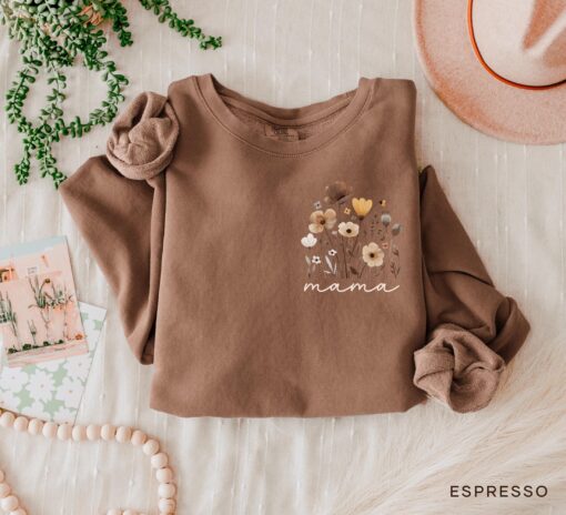 wildflowers mama sweatshirt for new mom gifts cute mama crewneck shirt best mom ever shirt for mothers day 8zckp