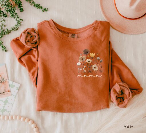 wildflowers mama sweatshirt for new mom gifts cute mama crewneck shirt best mom ever shirt for mothers day qh0wf