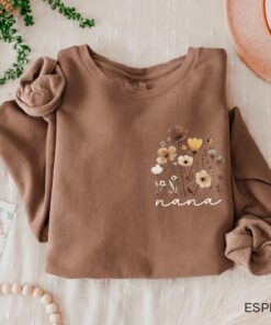 wildflowers nana sweatshirt for grandma crewneck shirt mothers day gift cute nana apparel jndhe