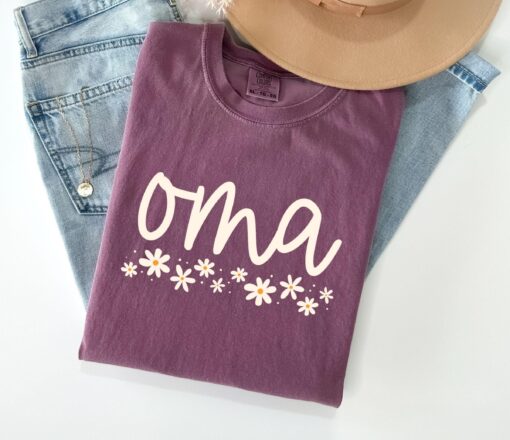 wildflowers oma shirt for grandma pregnancy announcement german grandma t shirt unique gift for new grandmother