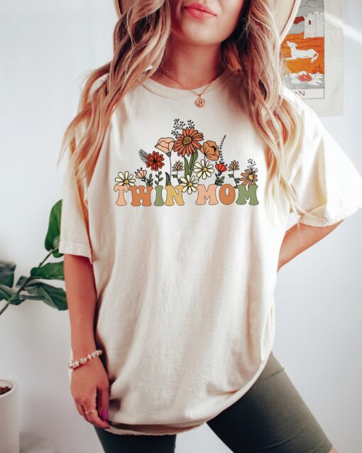 wildflowers twin mom shirt for mothers day cute twin mama tee best gifts for new twin moms crewneck t shirt 2nled